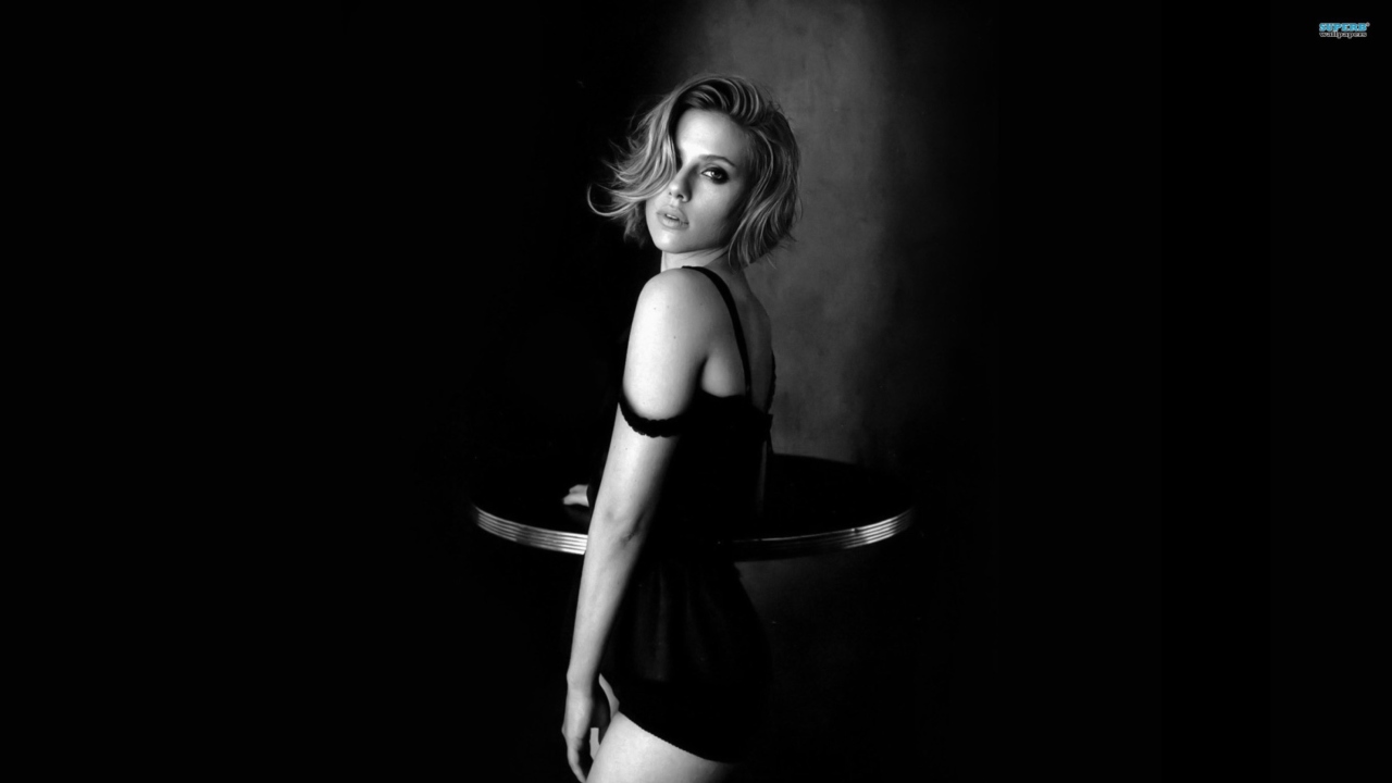 Das Hot Scarlett Johansson Monochrome Wallpaper 1280x720