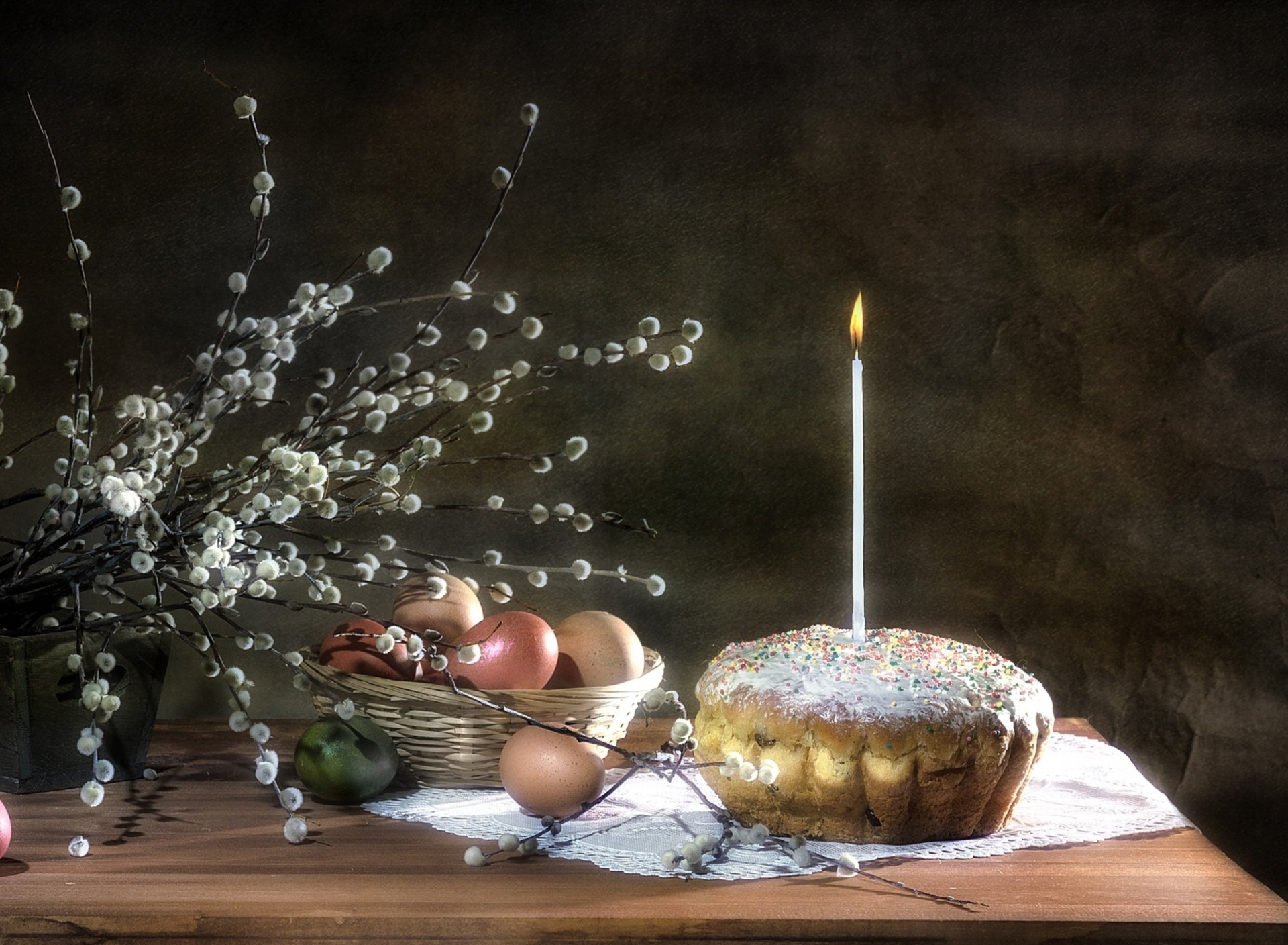 Обои Easter Cake With Candle 1920x1408