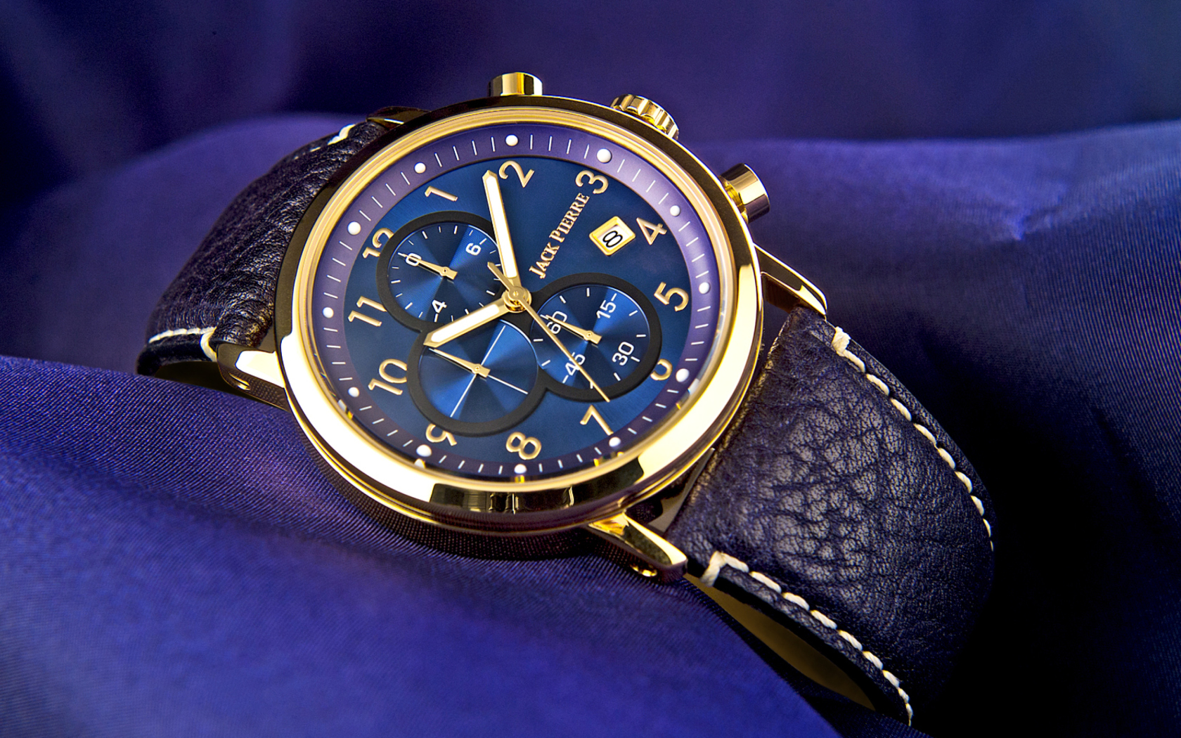 Sfondi Gold And Blue Watch 1680x1050
