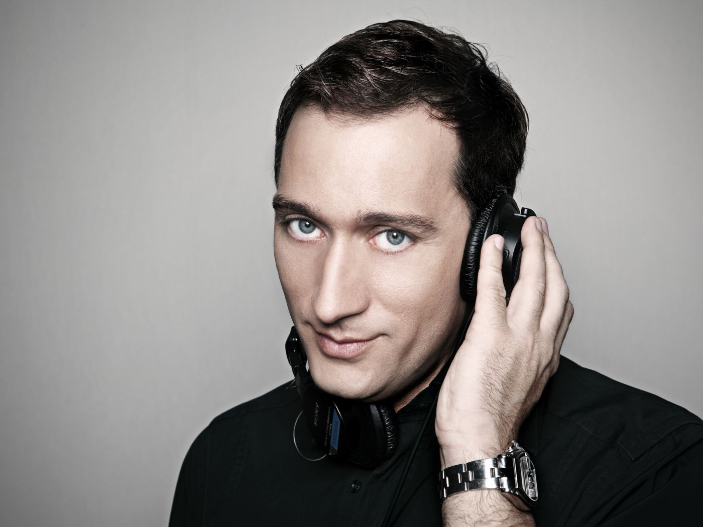 Sfondi Paul Van Dyk Headphones 1400x1050