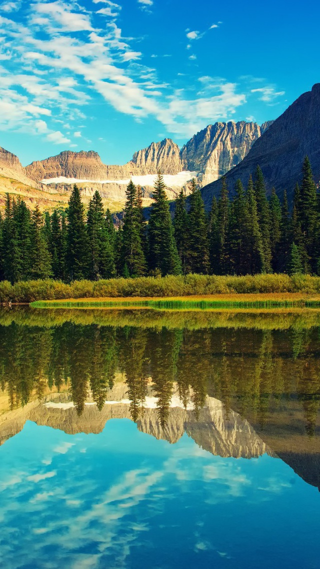 Fondo de pantalla Glacier National Park in USA 640x1136