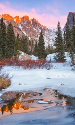 Das Colorado Winter Mountains Wallpaper 240x400