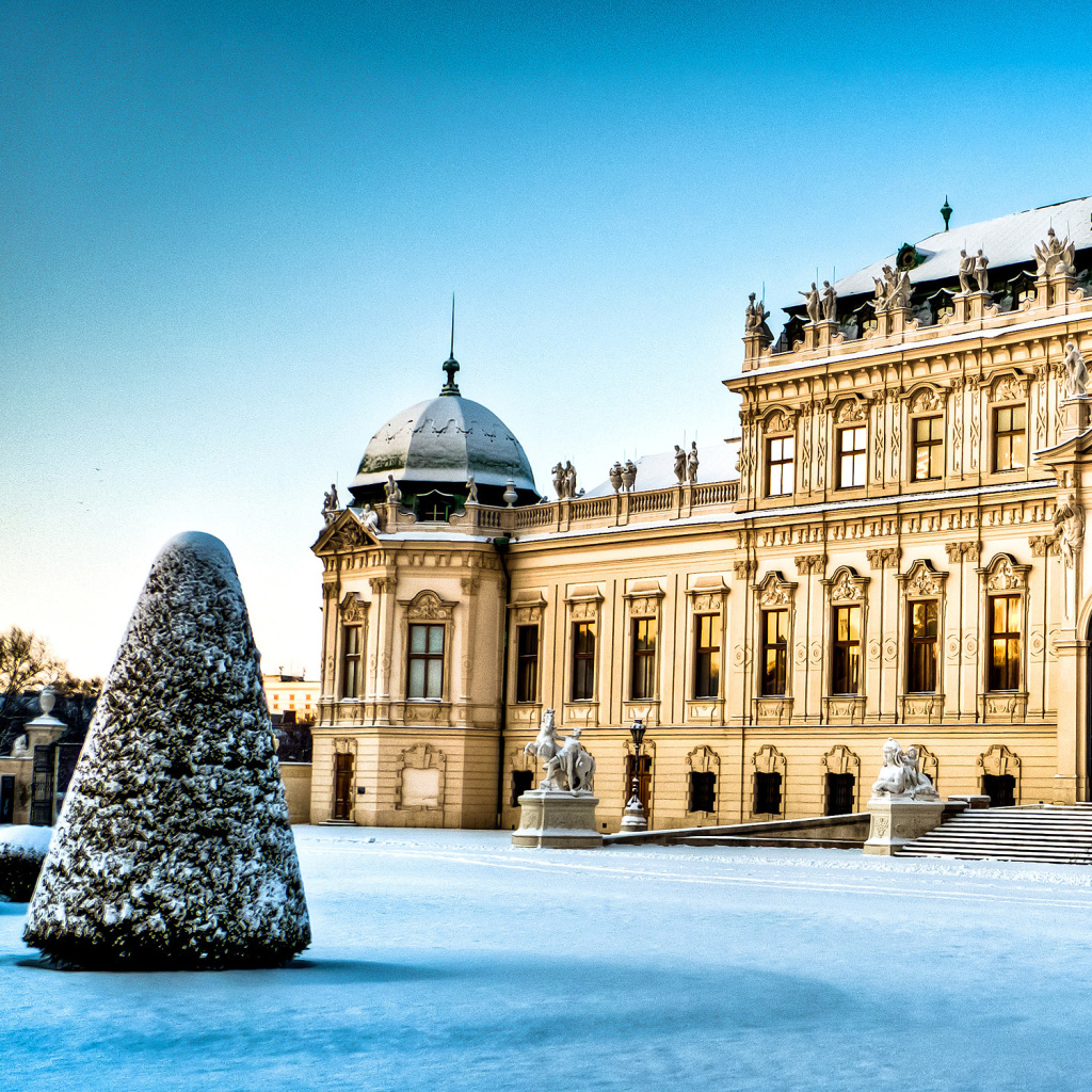 Das Belvedere Baroque Palace in Vienna Wallpaper 1024x1024