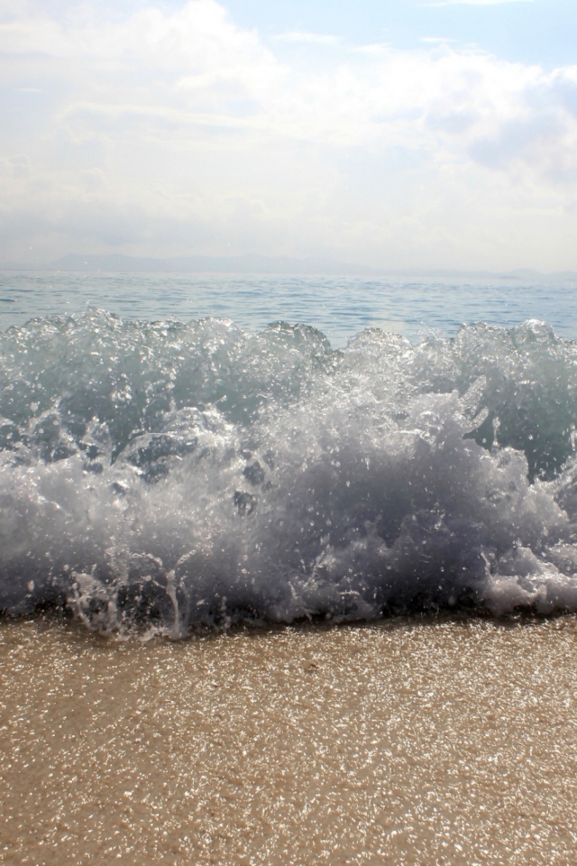 Ocean Waves screenshot #1 640x960
