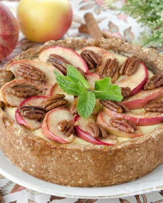 Apple Pie with Walnut - Obrázkek zdarma pro 360x640
