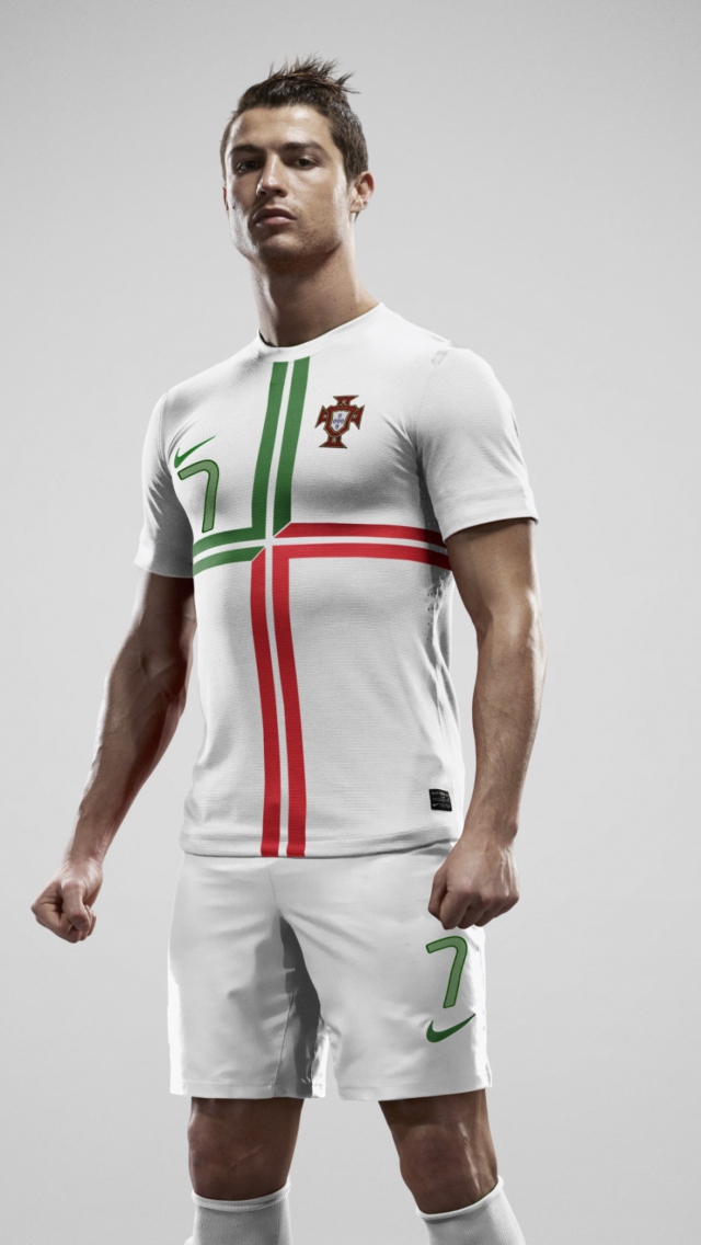 Sfondi Cristiano Ronaldo 640x1136