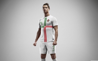 Free Cristiano Ronaldo Picture for Android, iPhone and iPad