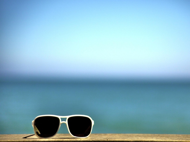 White Sunglasses wallpaper 640x480