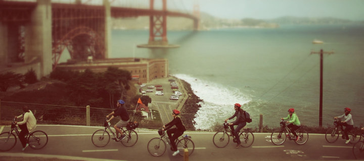Biking In San Francisco wallpaper 720x320