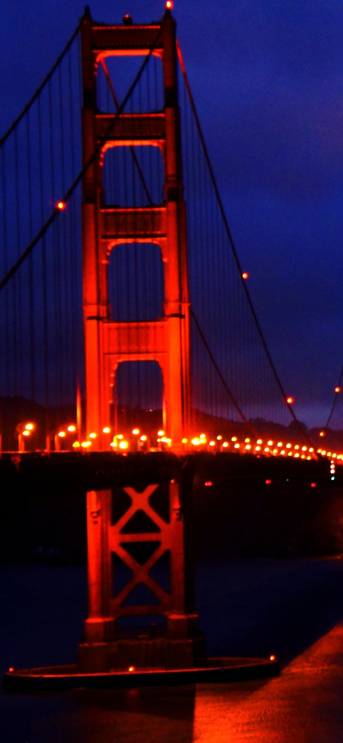 Golden Gate Bridge wallpaper 1170x2532