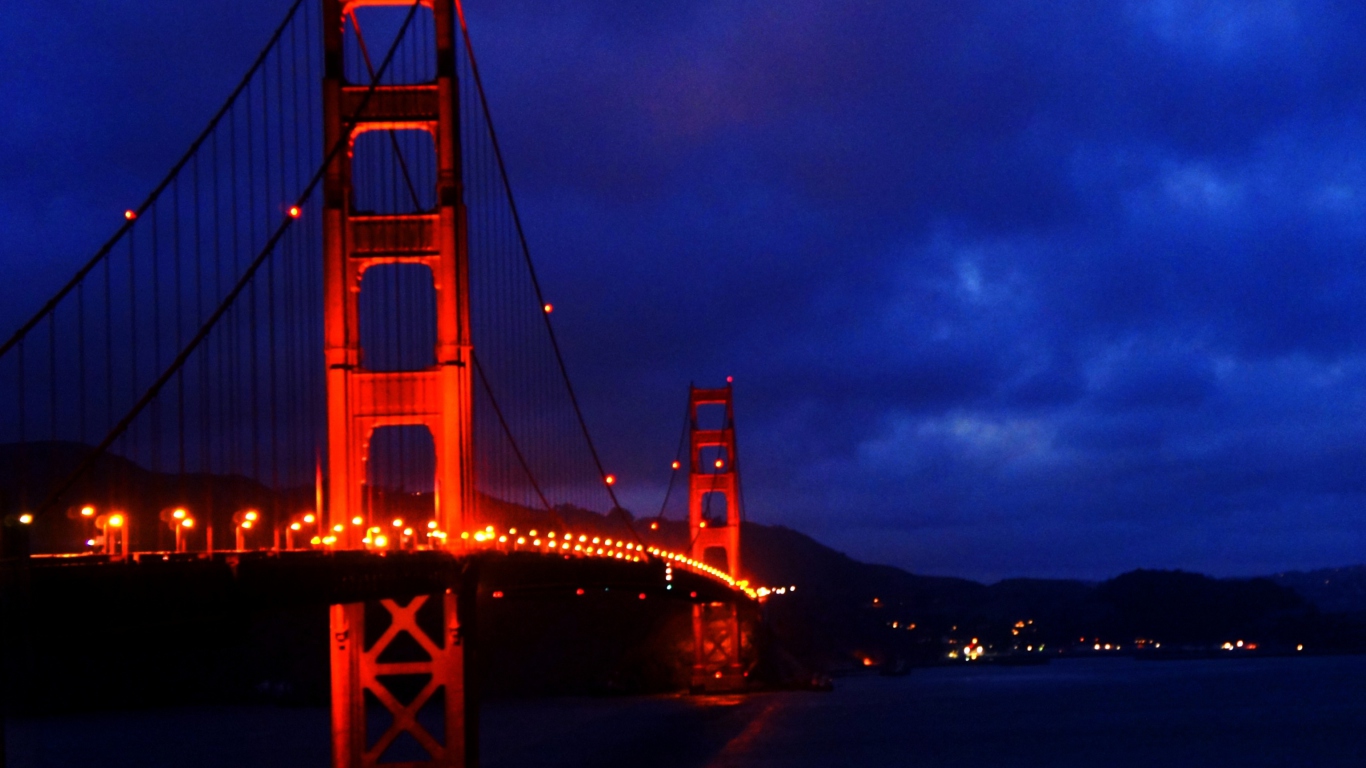 Golden Gate Bridge screenshot #1 1366x768