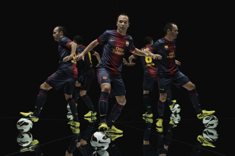Das Nike Football Uniform Wallpaper 480x320