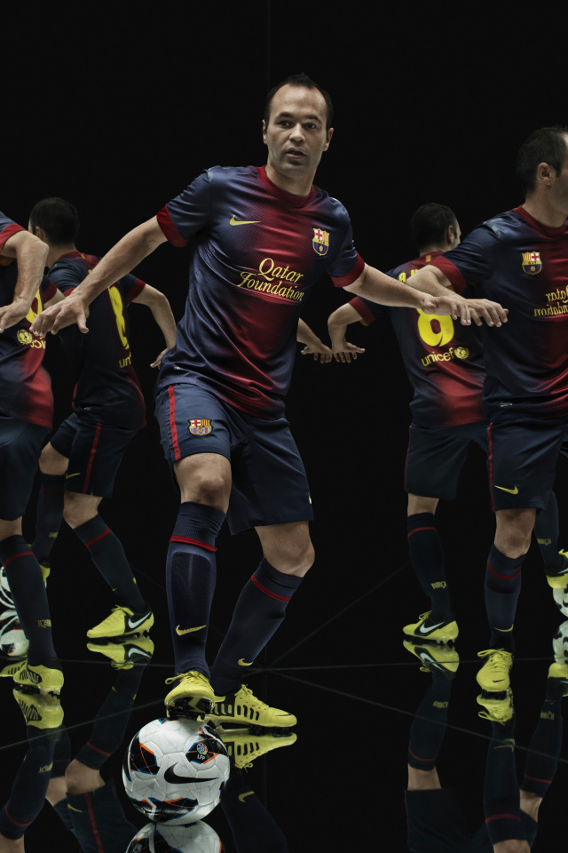 Das Nike Football Uniform Wallpaper 640x960