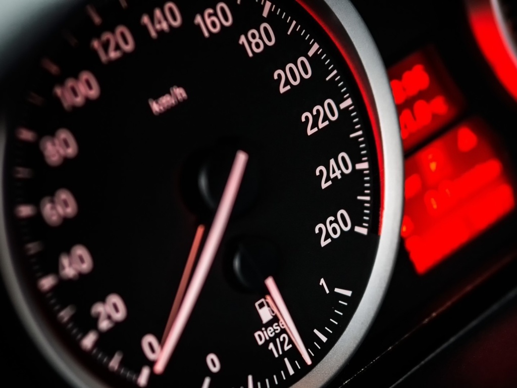 Screenshot №1 pro téma BMW Diesel Speedometer 1024x768