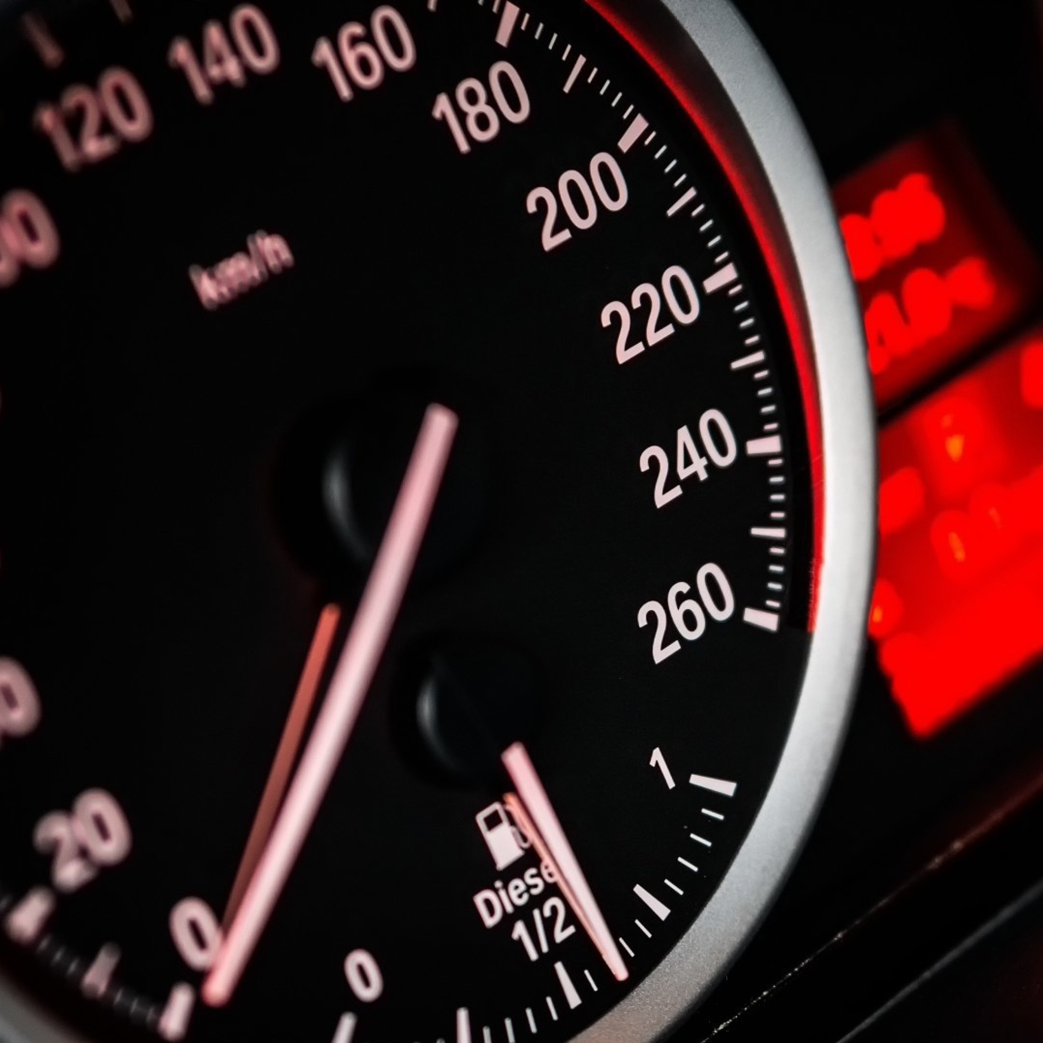 Sfondi BMW Diesel Speedometer 2048x2048