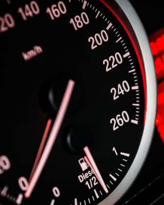 BMW Diesel Speedometer - Obrázkek zdarma pro iPhone 6 Plus