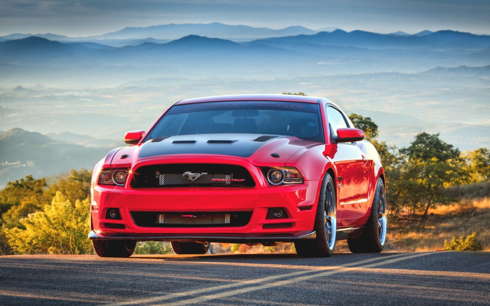 Ford Mustang wallpaper 1680x1050