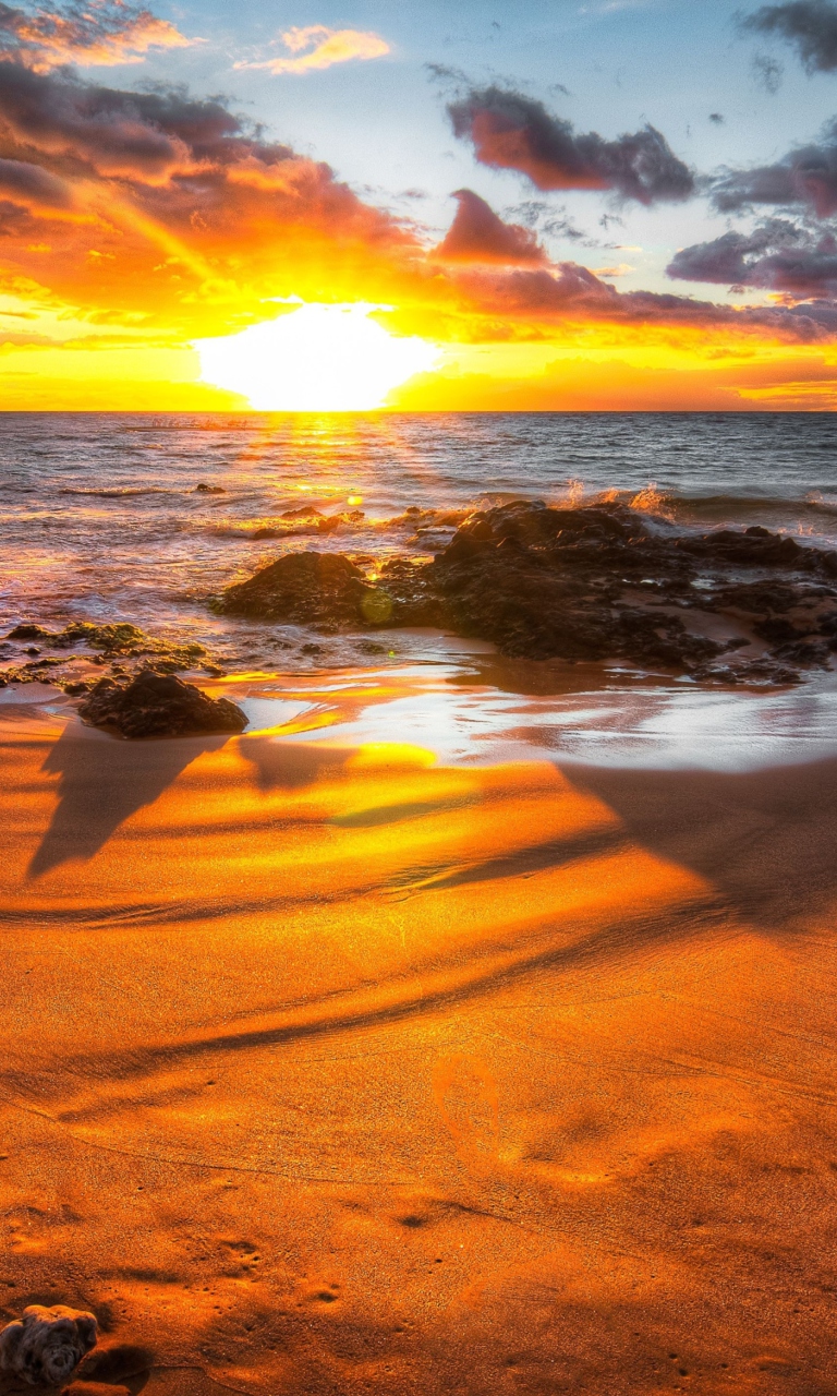 Das Sunset At Beach Wallpaper 768x1280