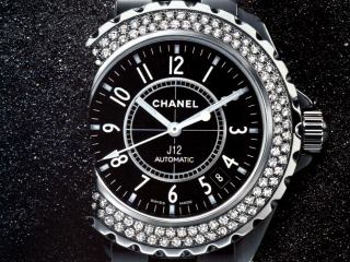 Das Chanel Diamond Watch Wallpaper 320x240