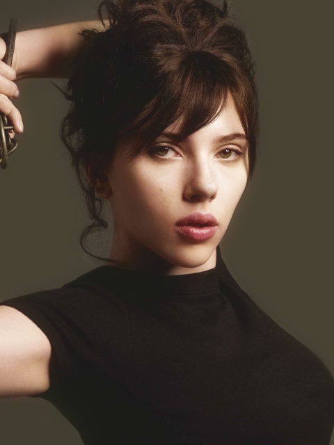 Fondo de pantalla Scarlett Johansson 2012 480x640