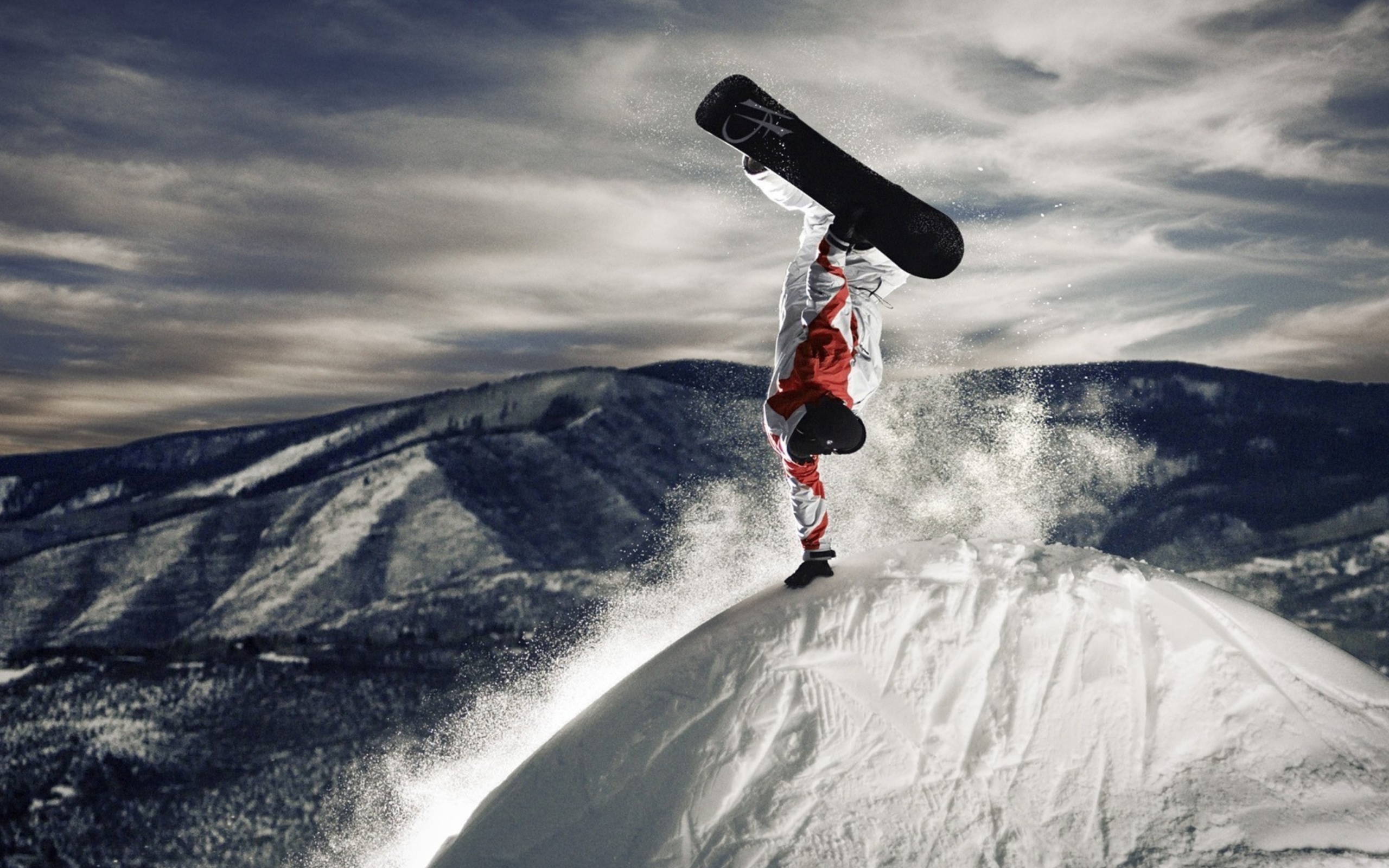 Fondo de pantalla Snowboarding in Austria, Kitzbuhel 2560x1600