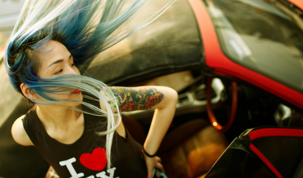 Cool Asian Girl With Blue Hair & I Love NY T-shirt screenshot #1 1024x600