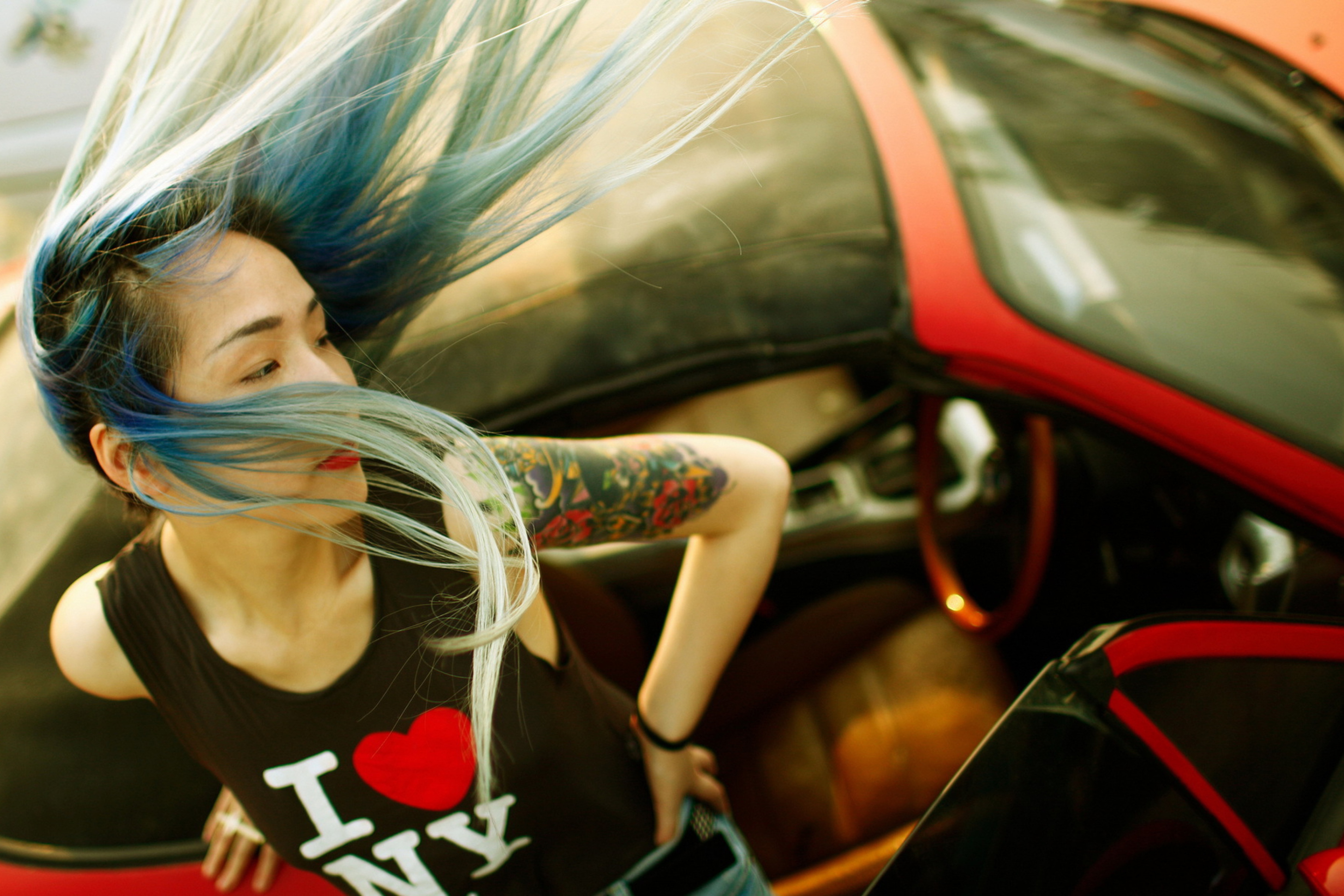 Cool Asian Girl With Blue Hair & I Love NY T-shirt wallpaper 2880x1920