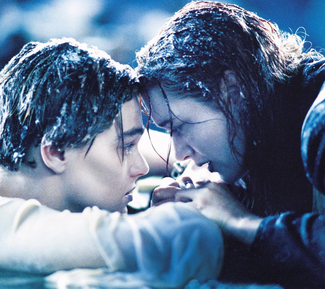 Обои Titanic Final Moment 1080x960