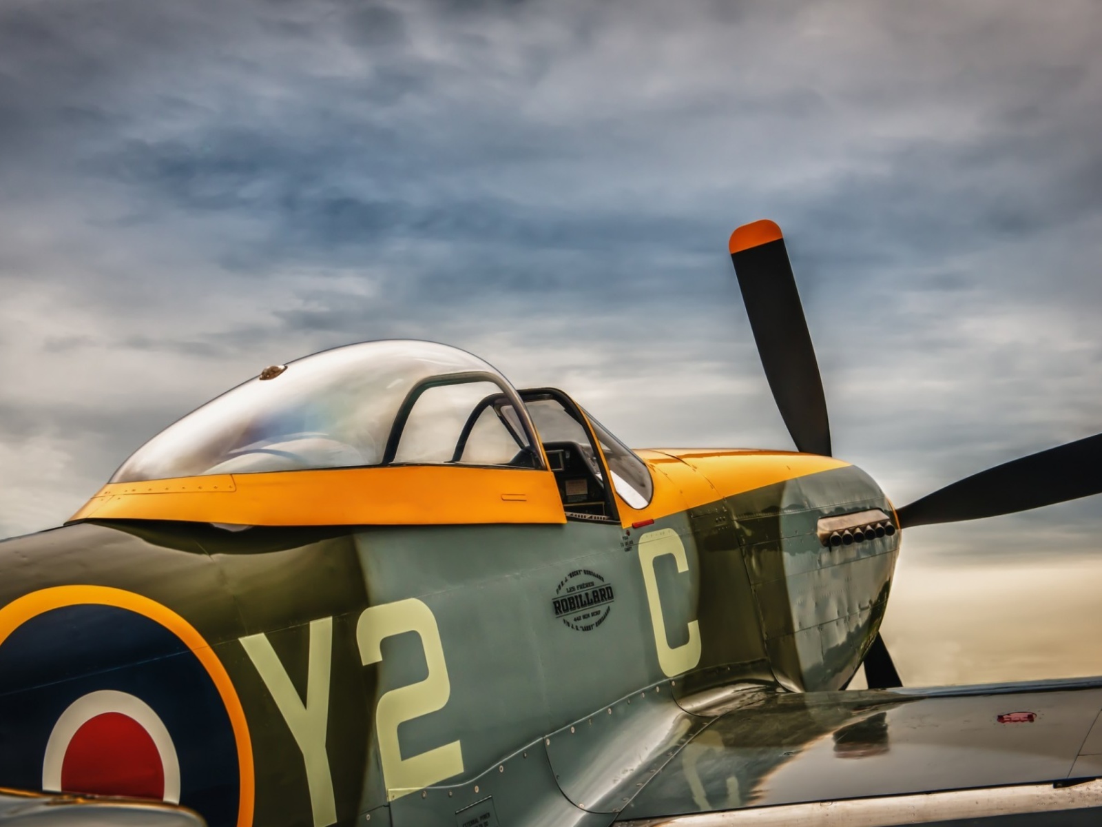 Fondo de pantalla North American P 51 Mustang Air Fighter in World War 2 1600x1200