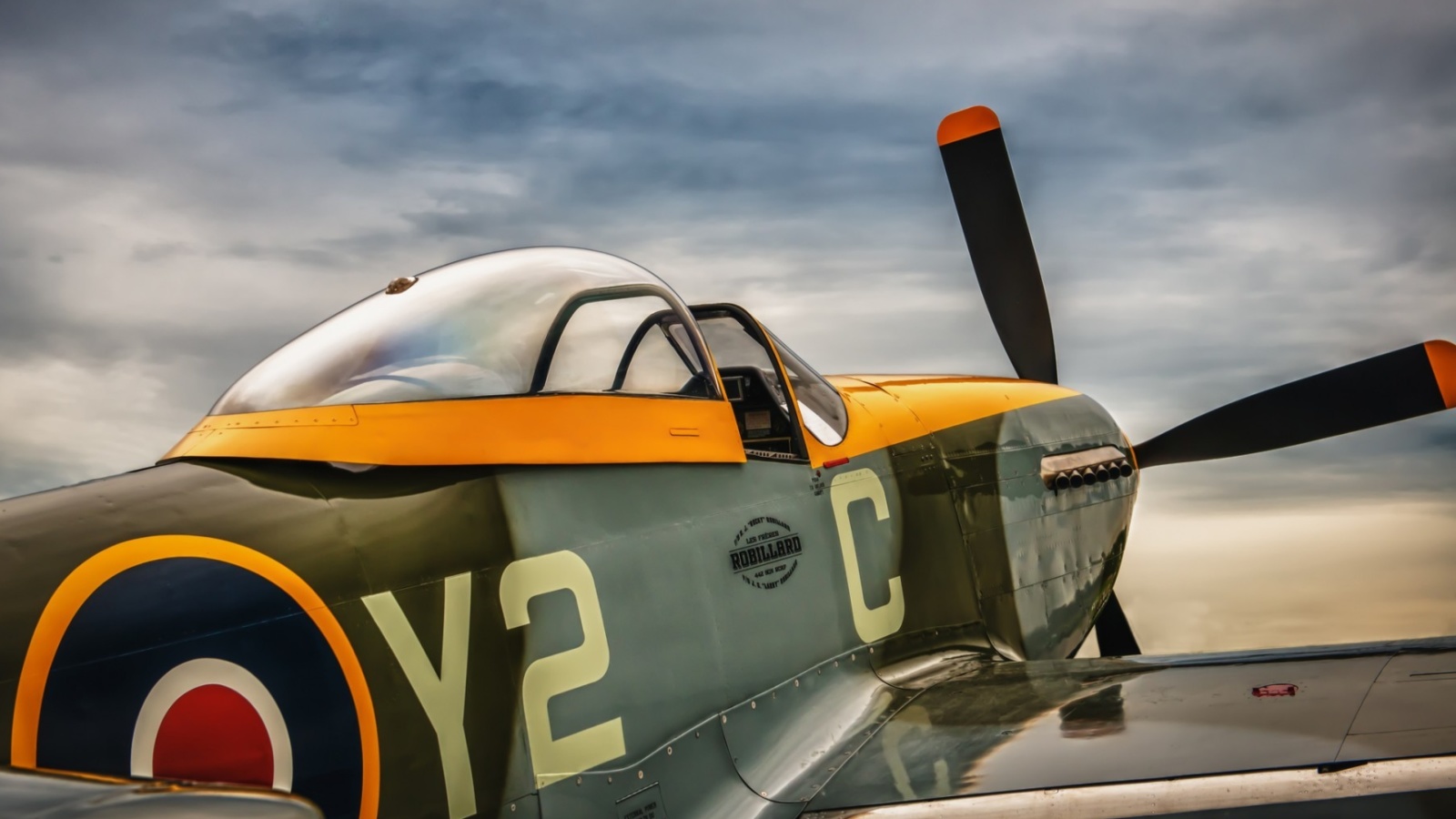 North American P 51 Mustang Air Fighter in World War 2 wallpaper 1600x900