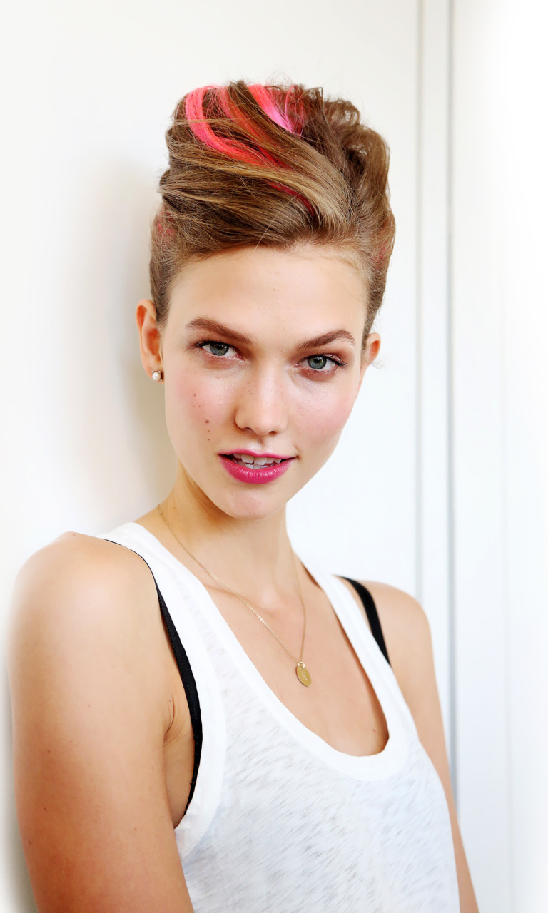 Karlie Kloss Model screenshot #1 768x1280