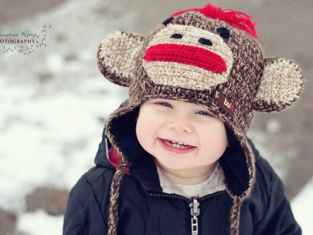 Das Cute Smiley Baby Boy Wallpaper 1024x768