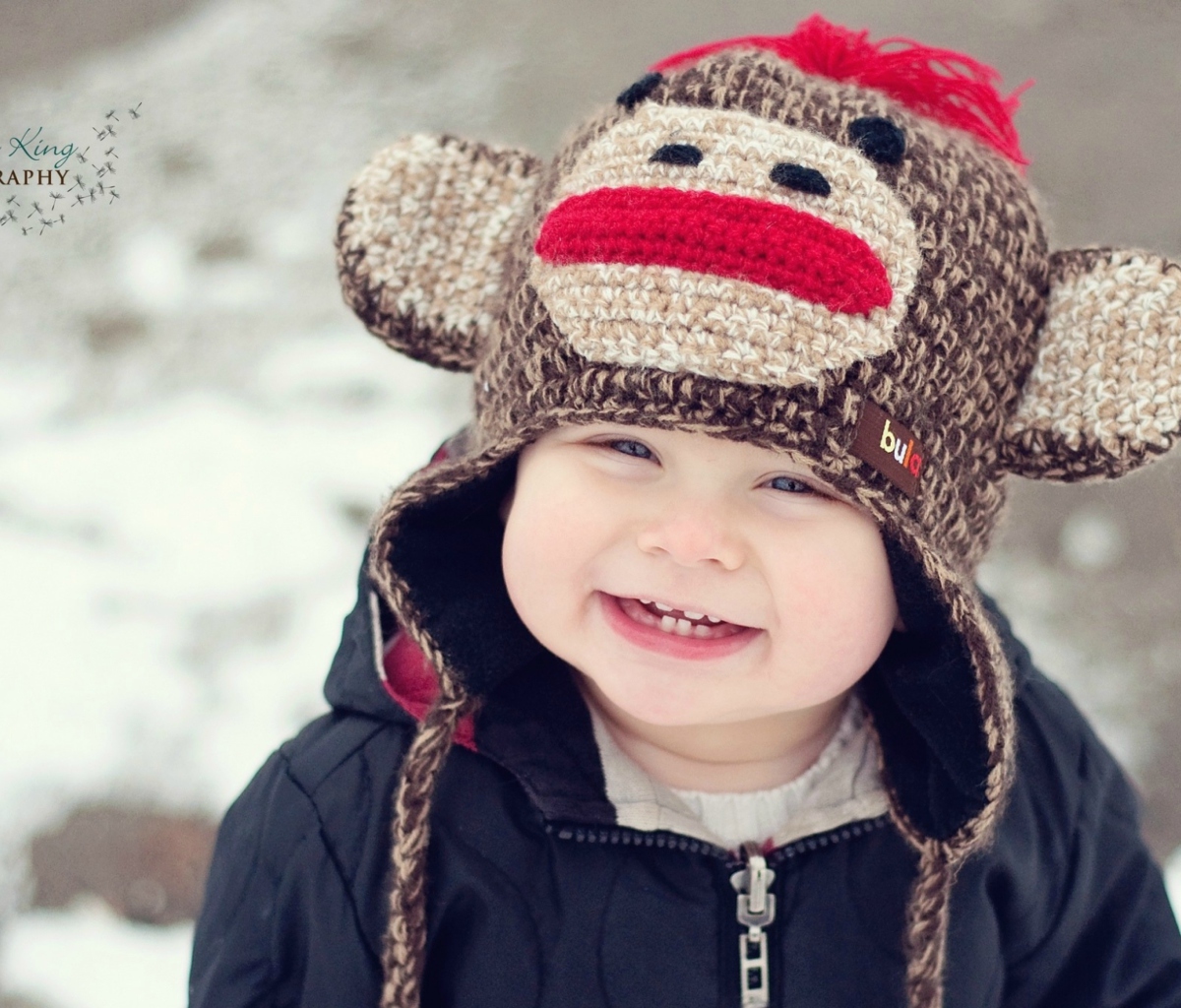 Обои Cute Smiley Baby Boy 1200x1024