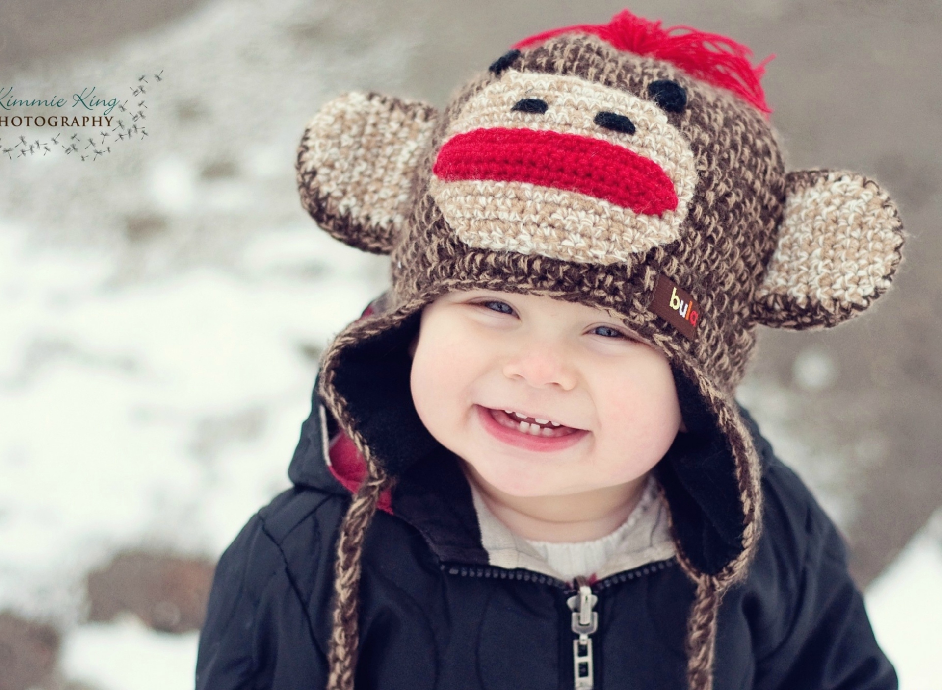 Cute Smiley Baby Boy wallpaper 1920x1408
