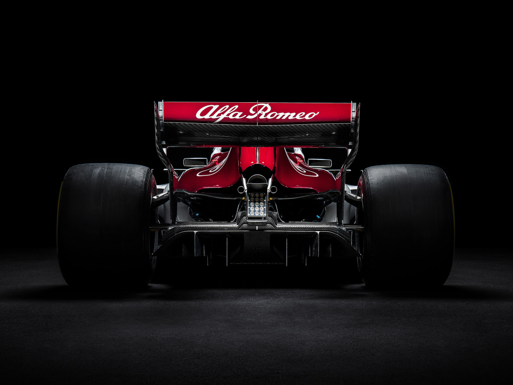 Alfa Romeo Sauber C37 wallpaper 1024x768