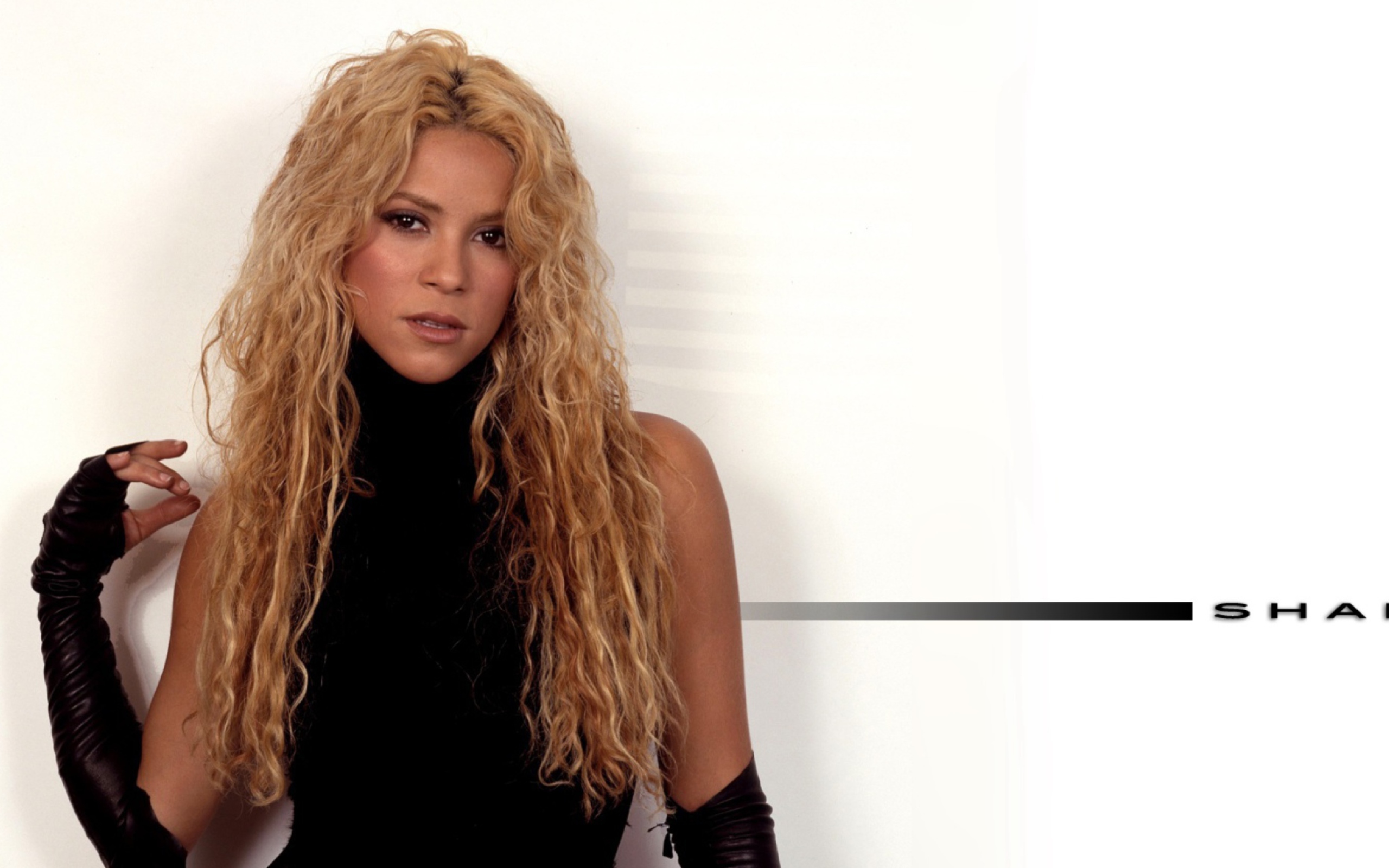 Fondo de pantalla Beauty Shakira 2560x1600