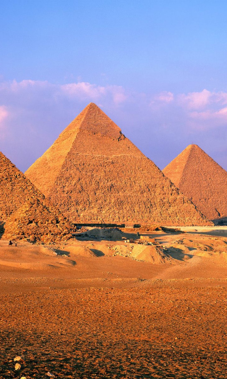 Fondo de pantalla Nubian Pyramids 768x1280