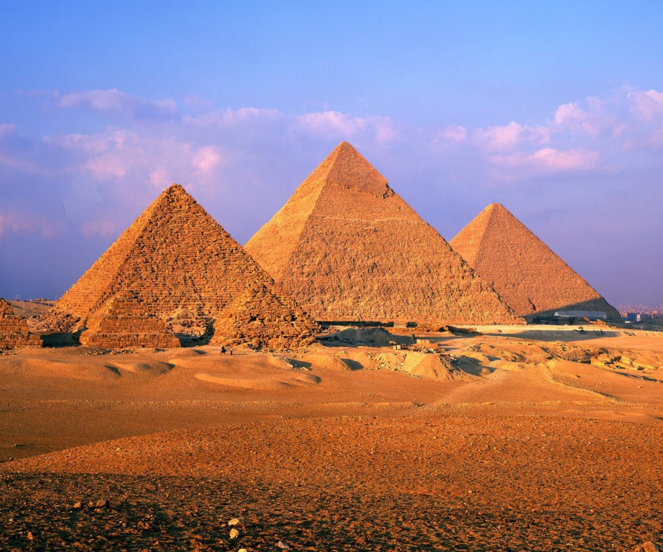 Das Nubian Pyramids Wallpaper 960x800