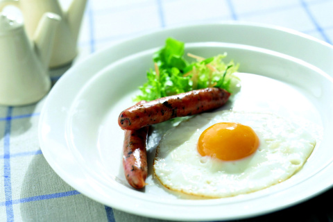 Обои Breakfast with Sausage 480x320