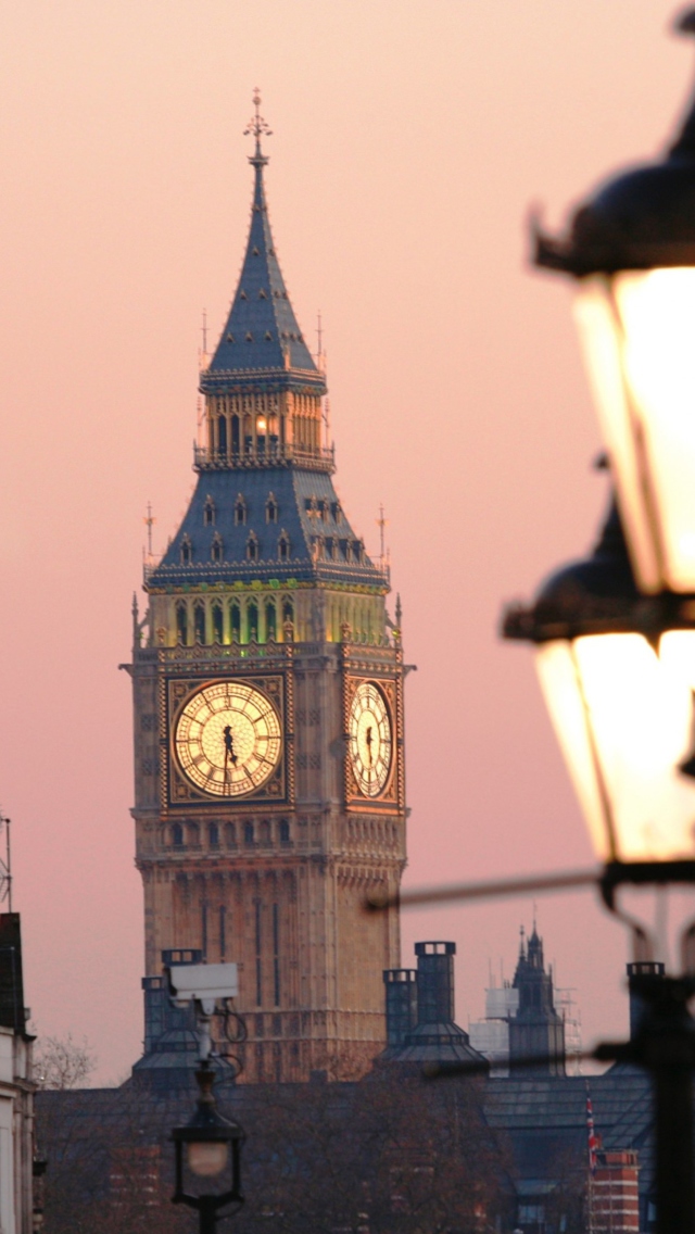 Обои Beautiful London's Big Ben 640x1136
