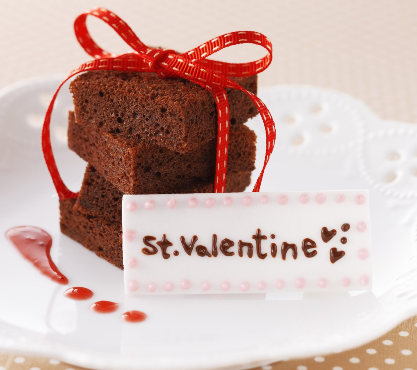 Das St Valentine Cake Wallpaper 1440x1280