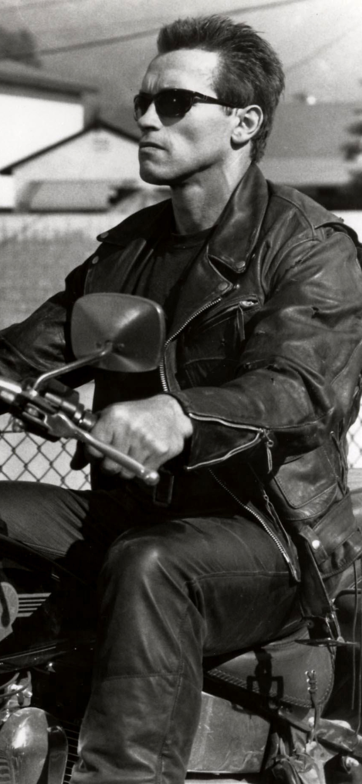 Terminator 2 Arnold Schwarzenegger screenshot #1 1170x2532