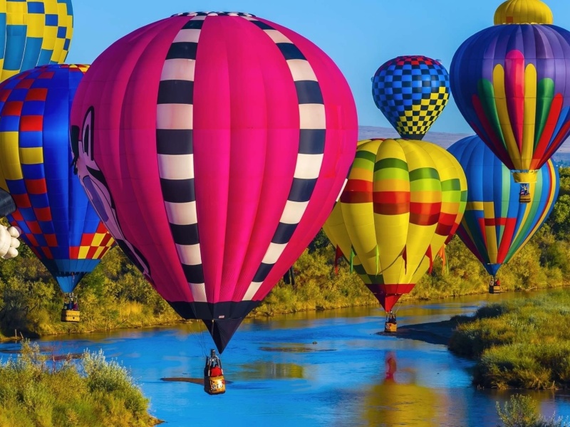 Обои Colorful Air Balloons 800x600