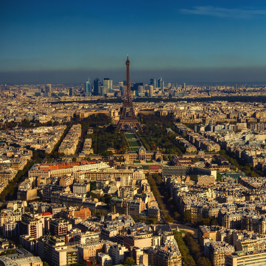 Paris Panoramic wallpaper 1024x1024