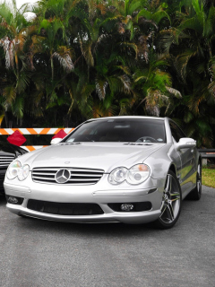 Compact Luxury Mercedes-Benz screenshot #1 240x320