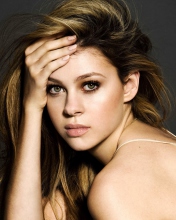 Обои Nicola Peltz 176x220