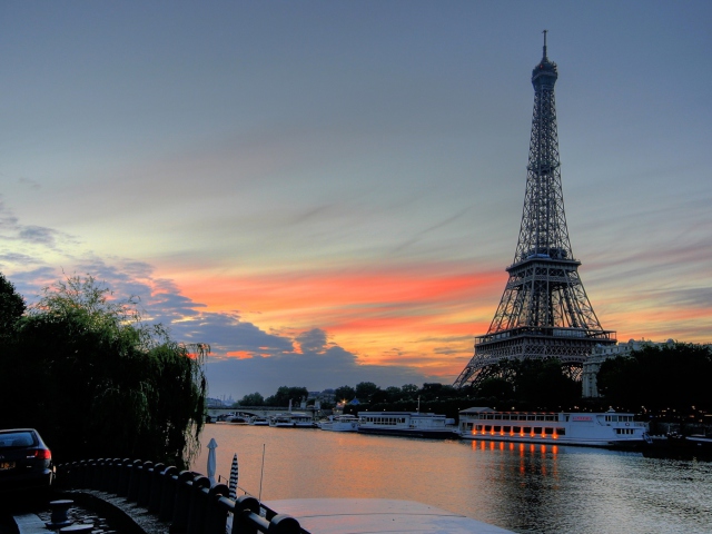 First Time In Paris wallpaper 640x480