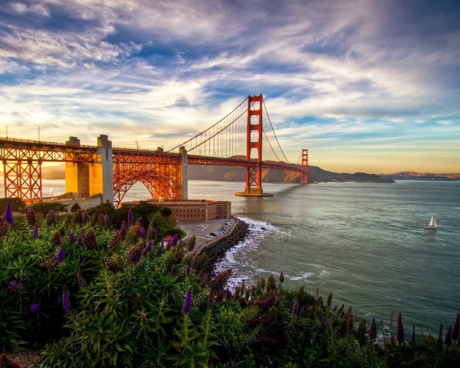 Golden Gate Bridge wallpaper 1600x1280