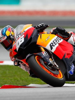 Malaysian Motorcycle Grand Prix screenshot #1 240x320