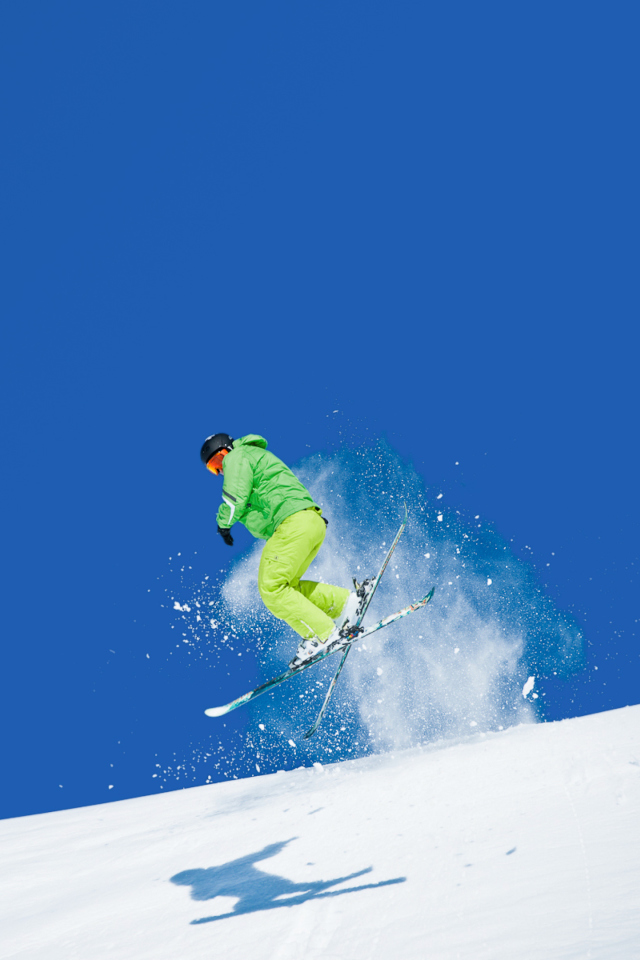 Sfondi Extreme Skiing 640x960